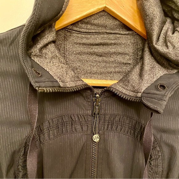 Lululemon dance studio jacket - Picture 4 of 10
